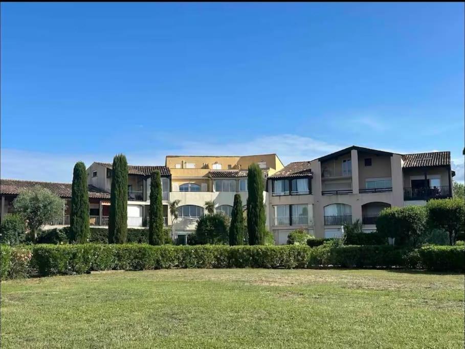 Proche St Tropez Refait A Neuf Bord De Plage Et Piscine 孔格林 外观 照片