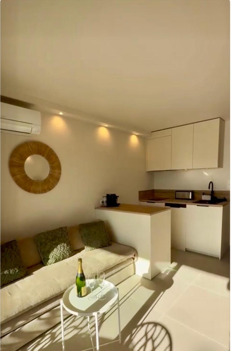 Proche St Tropez Refait A Neuf Bord De Plage Et Piscine 孔格林 外观 照片