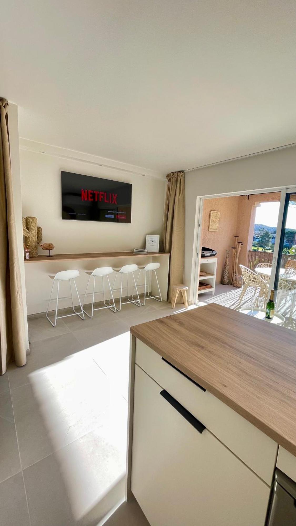 Proche St Tropez Refait A Neuf Bord De Plage Et Piscine 孔格林 外观 照片